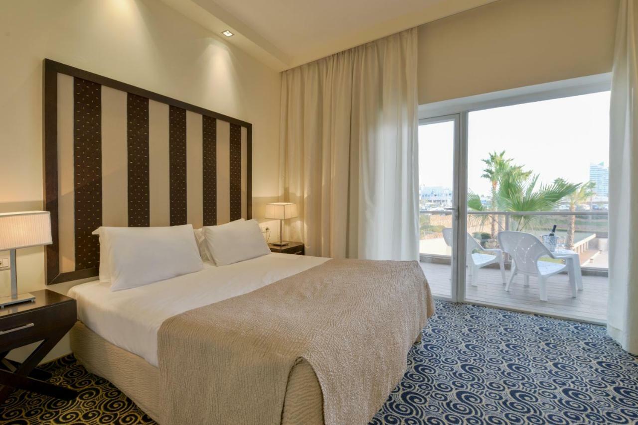 Hod Hasharon Luxury Apartment Herzelia Екстериор снимка