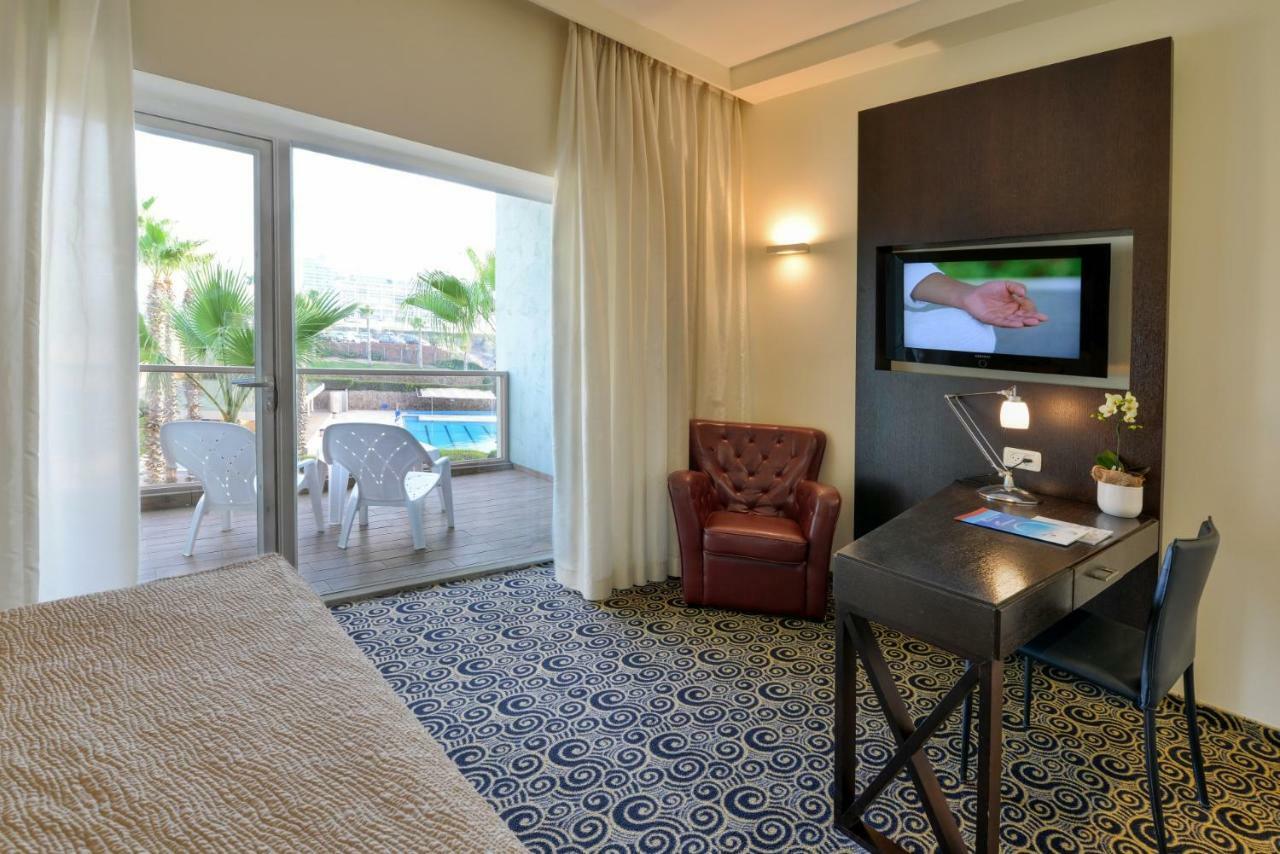 Hod Hasharon Luxury Apartment Herzelia Екстериор снимка