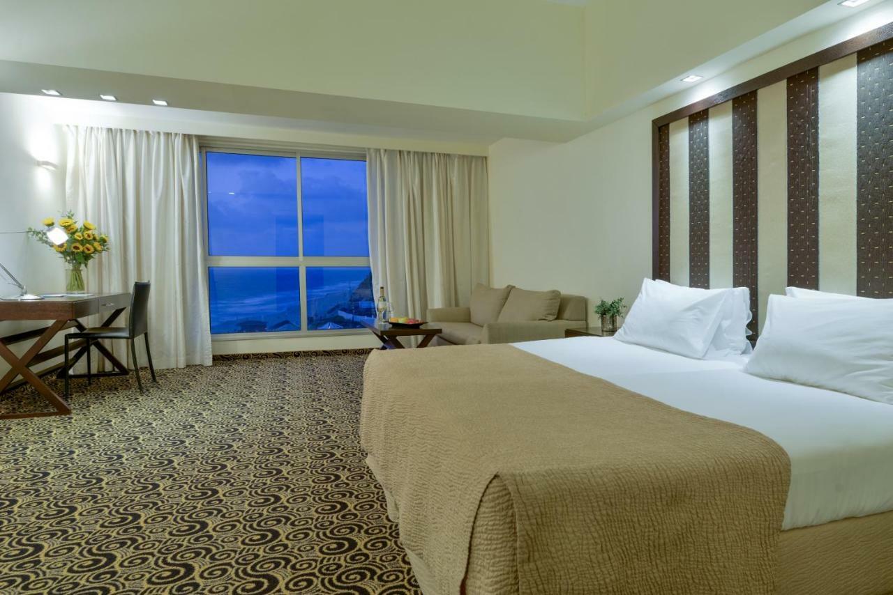 Hod Hasharon Luxury Apartment Herzelia Екстериор снимка